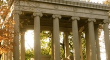 Graceland-Cemetery