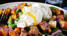 egg-spinach-salad-Blackberry-dressing