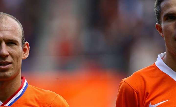 Arjen Robben (left) and Robin van Persie (Tsutomu Takasu)